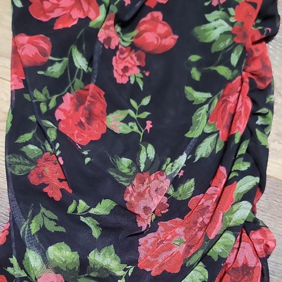 Love By Design Floral One-Shoulder Rousched Body Con Dress - Picture 6 of 8